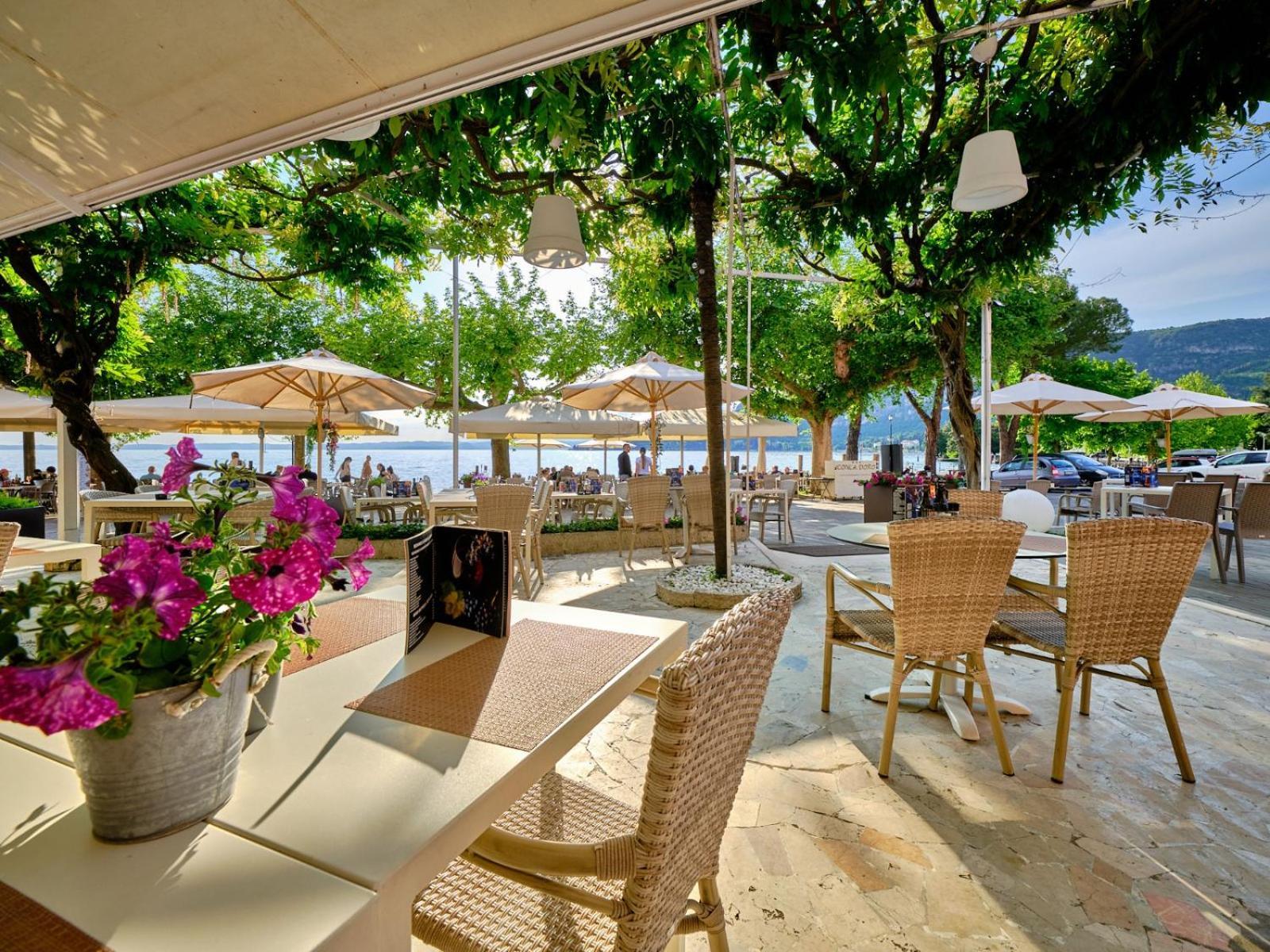Hotel Conca D'Oro ***S Garda  Exteriör bild